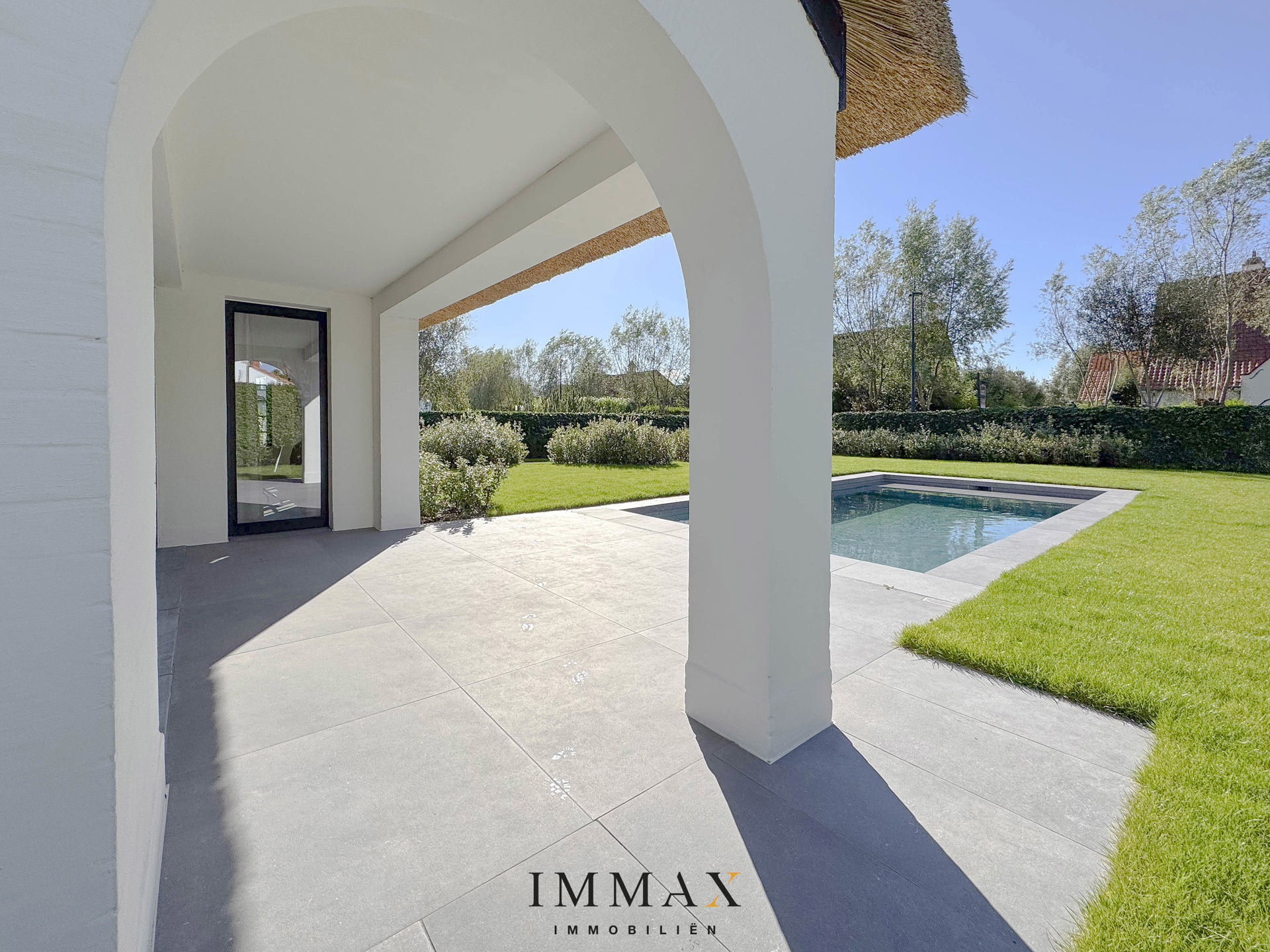 Alleenstaande villa met zwembad - foto 5