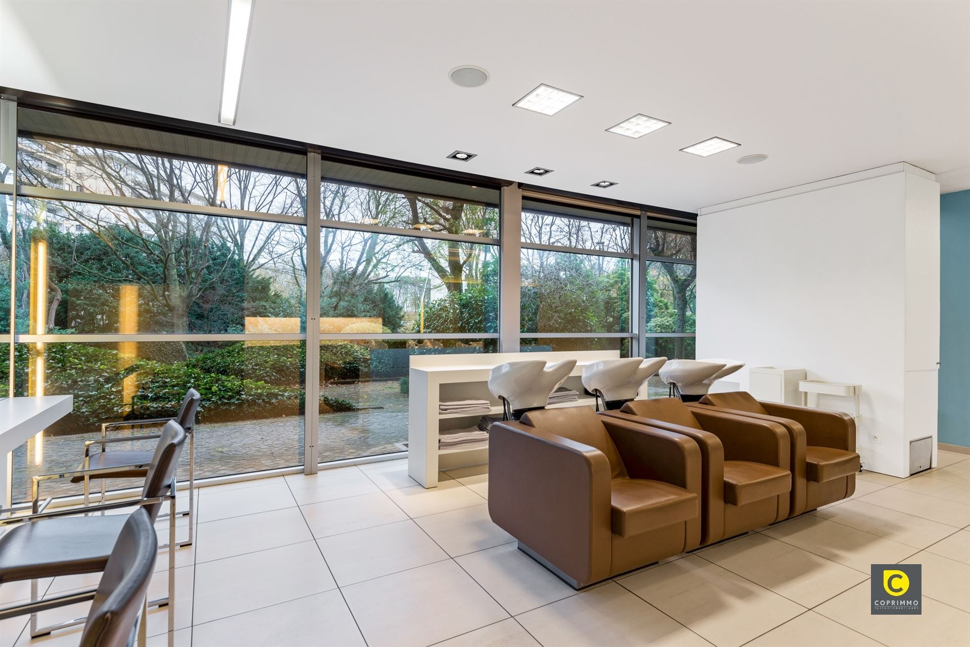 Handelsruimte op centrale locatie - foto 3