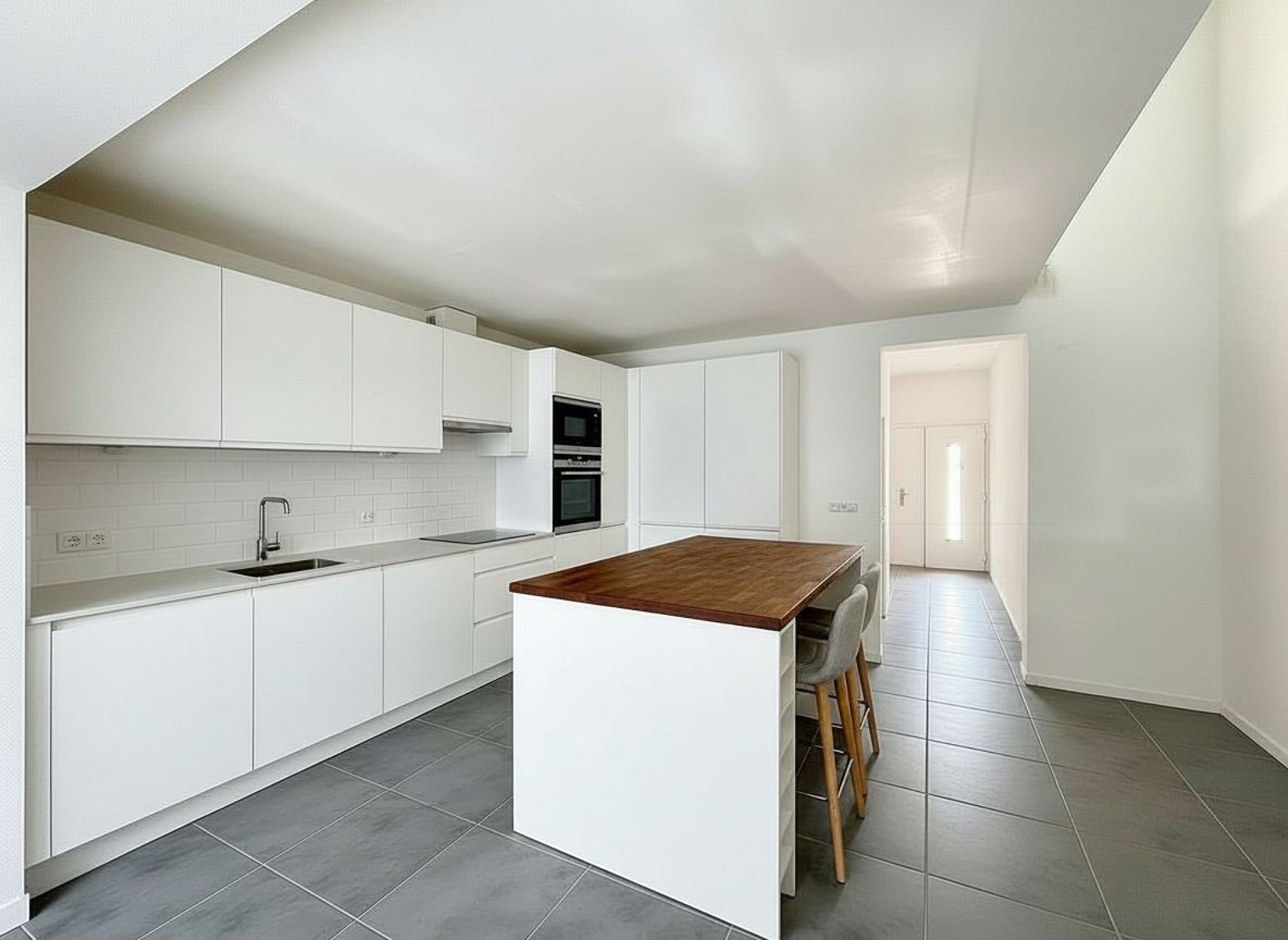 House for sale in Grimbergen with 5 bedrooms - photo 2