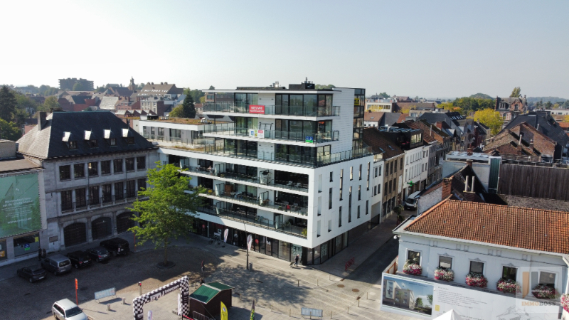Klassevolle appartementen met terras op de Grote Markt van Ronse - foto 3