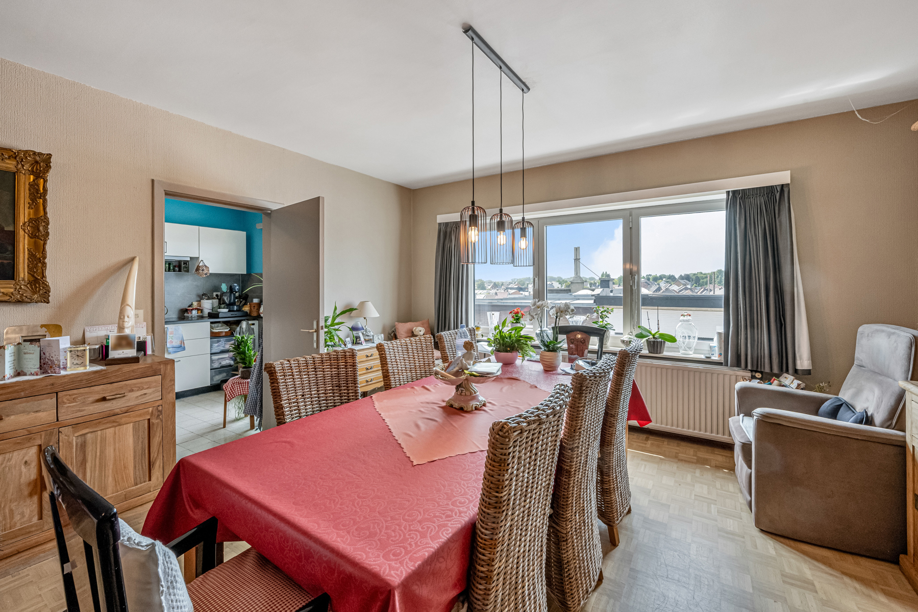 Opbrengsteigendom met 3 appartementen + handelsruimte - foto 5