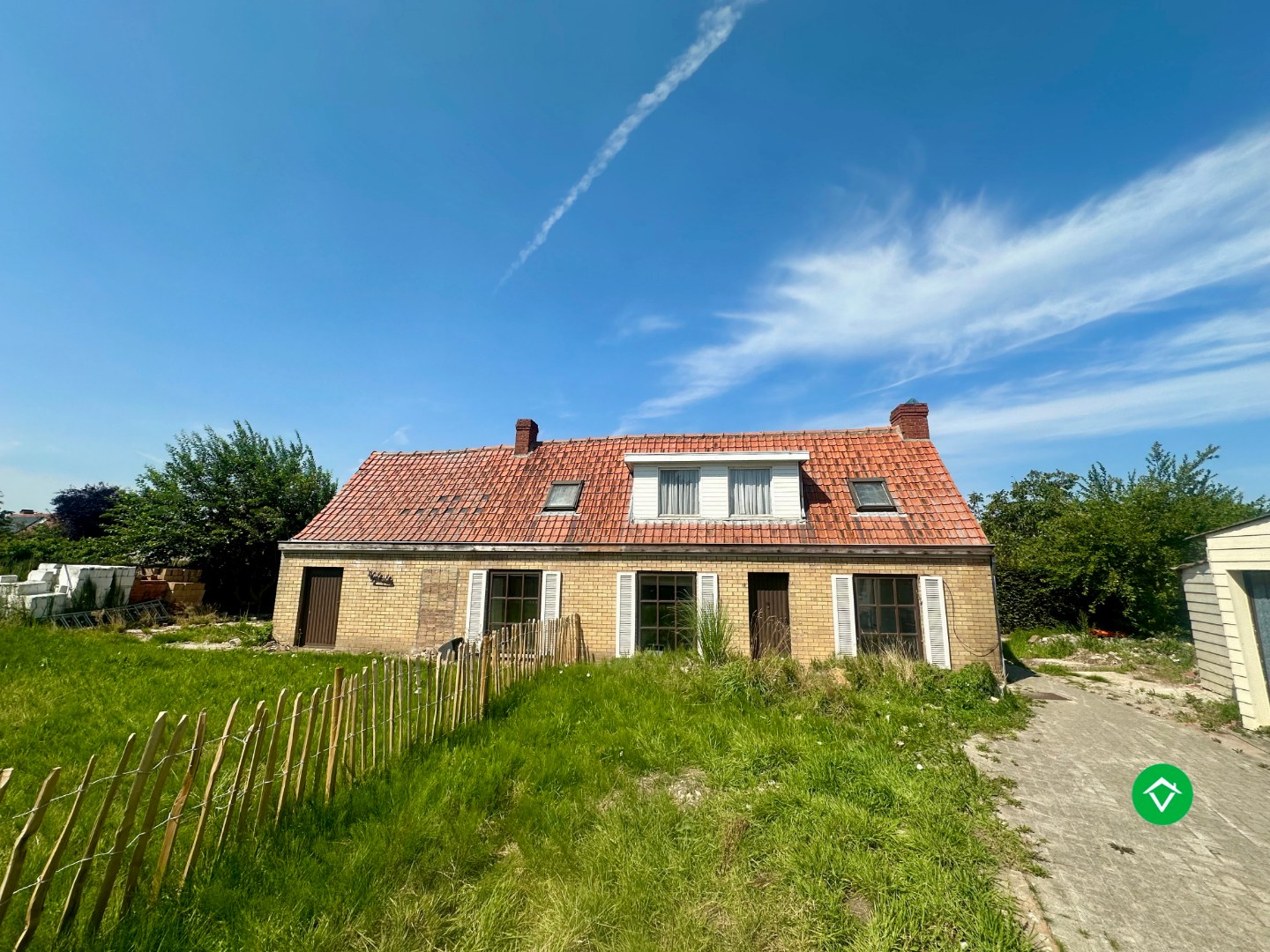 Renovatie- en/of nieuwbouwproject op een rustige ligging te Koekelare - foto 1