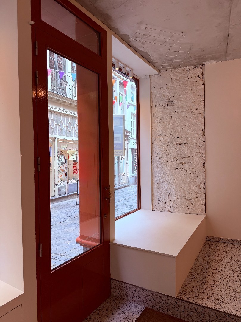 Commercial à louer à Gand - photo 2