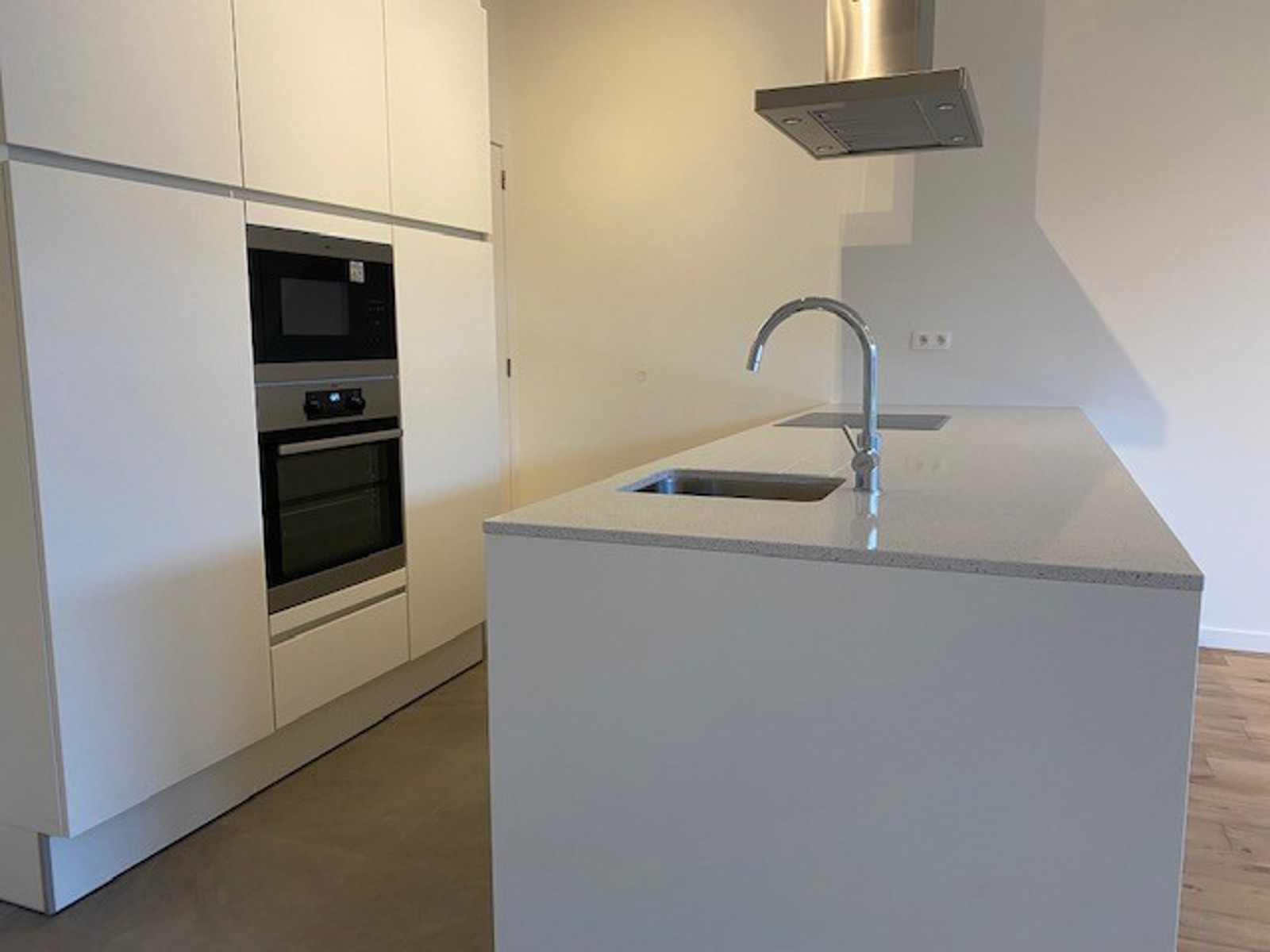 Comfortabel en lichtrijk gelijkvloers appartement - foto 5