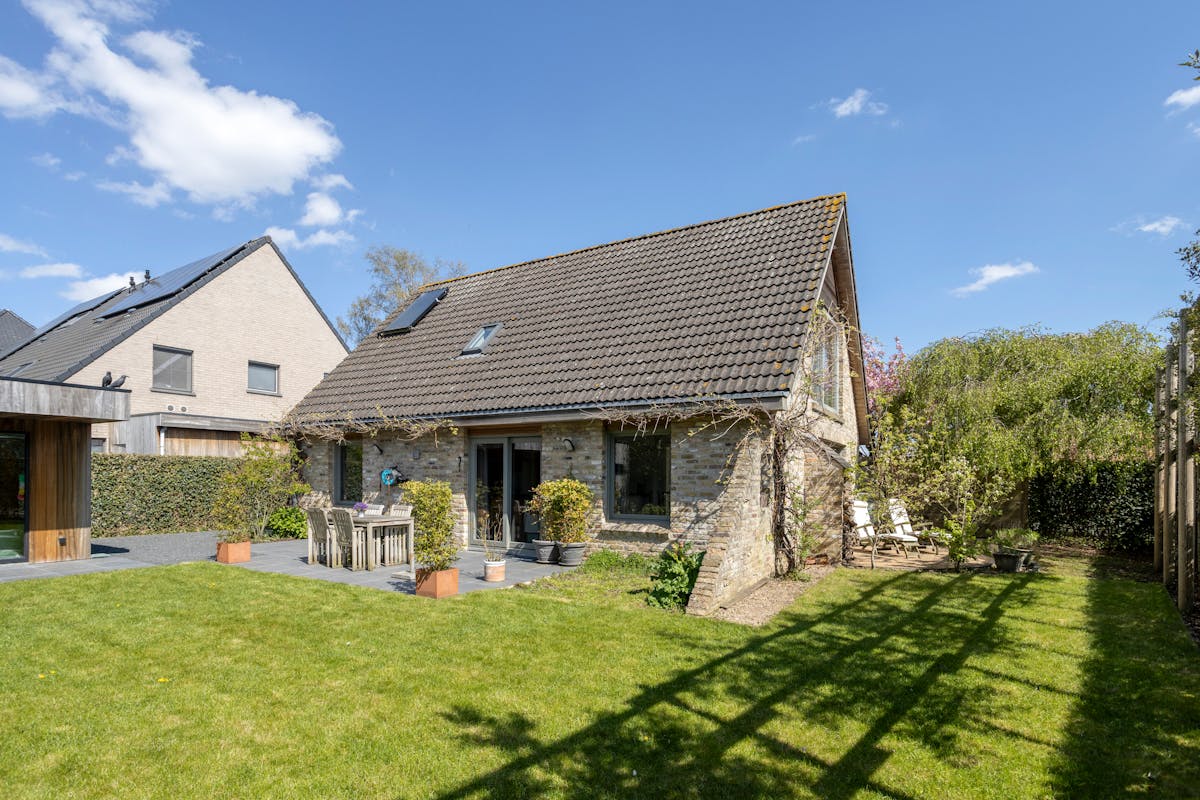 Vrijstaand huis met bijgebouw te koop in Sijsele (Damme) - foto 2