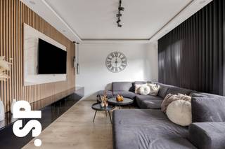 Gelijkvloers appartement in het centrum van Grobbendonk. <br /><br />Indeling: gemeenschappelijke inkomhal, leef- en eetruimte met tal van natuurlijk lichtinval en een open keuken met terrasje, één ruime slaapkamer, badkamer met een aparte bergruimte/wasruimte. Tevens beschikt het appartement nog over een ruime kelderberging.<br />Algemene onkosten: 50 euro<br />Dankzij de doodlopende straat en zijn verbindingswegen is de locatie een grote meerwaarde.<br /><br />EPC: 178 kWh/m² / label B<br /><br />Wenst u graag meer info of een bezoek? Contacteer IMMO SP op het nummer 014/51.95.00 of via grobbendonk@immosp.be