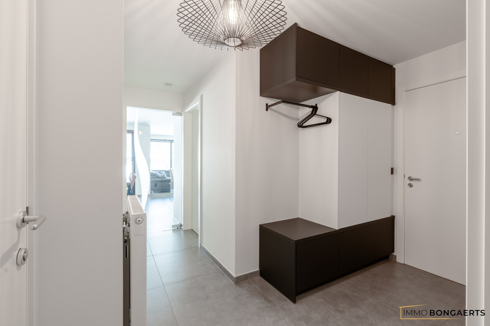 Recent gelijkvloersappartement nabij het centrum van Genk - foto 3