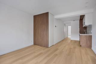 <span><strong>**Vraag uw brochure/bezoek aan!**</strong></span><br /><br />Welkom in Residentie Jacob in het hartje van het bruisende Leuven. Jacob ligt op een uiterst gunstige locatie in de Tervuursestraat, in de nabijheid van allerlei gerelateerde KUL faculteiten binnen de ring en op wandelafstand van Gasthuisberg. Op het einde van de straat bevindt zich de Tiensepoort, dit vormt de fietsdoorgang tussen de campussen situerende in centrum Leuven en de campussen gelegen in Heverlee.<br /><br />De residentie biedt 4 hoogwaardige flats aan, met elk een terras. De units zelf laten niets aan de verbeelding over en zijn geschikt voor universiteitsstudenten, doctoraatstudenten, ... kortom, iedereen op zoek naar een comfortabele thuis. Elke flat wordt aangeboden met privatief sanitair, aparte slaapkamer, ingerichte keuken en buitenruimte. Ideaal voor verdere toekomstplannen!<br /><br />Op zoek naar een stabiele investering? Residentie Jacob is het juiste adres!<br /><br /><span><strong><span><span>Interesse? Vraag je brochure op en plan uw bezoek in met onze Expert Investeringsvastgoed: jacky@connect-immo.be of 0495 53 46 49</span><br /></span></strong><span><br /><span>EPB startverklaring<br />Verkoop onder registratiestelsel!<br /><span>wche, gdv, gvkr, gvv</span></span></span></span>