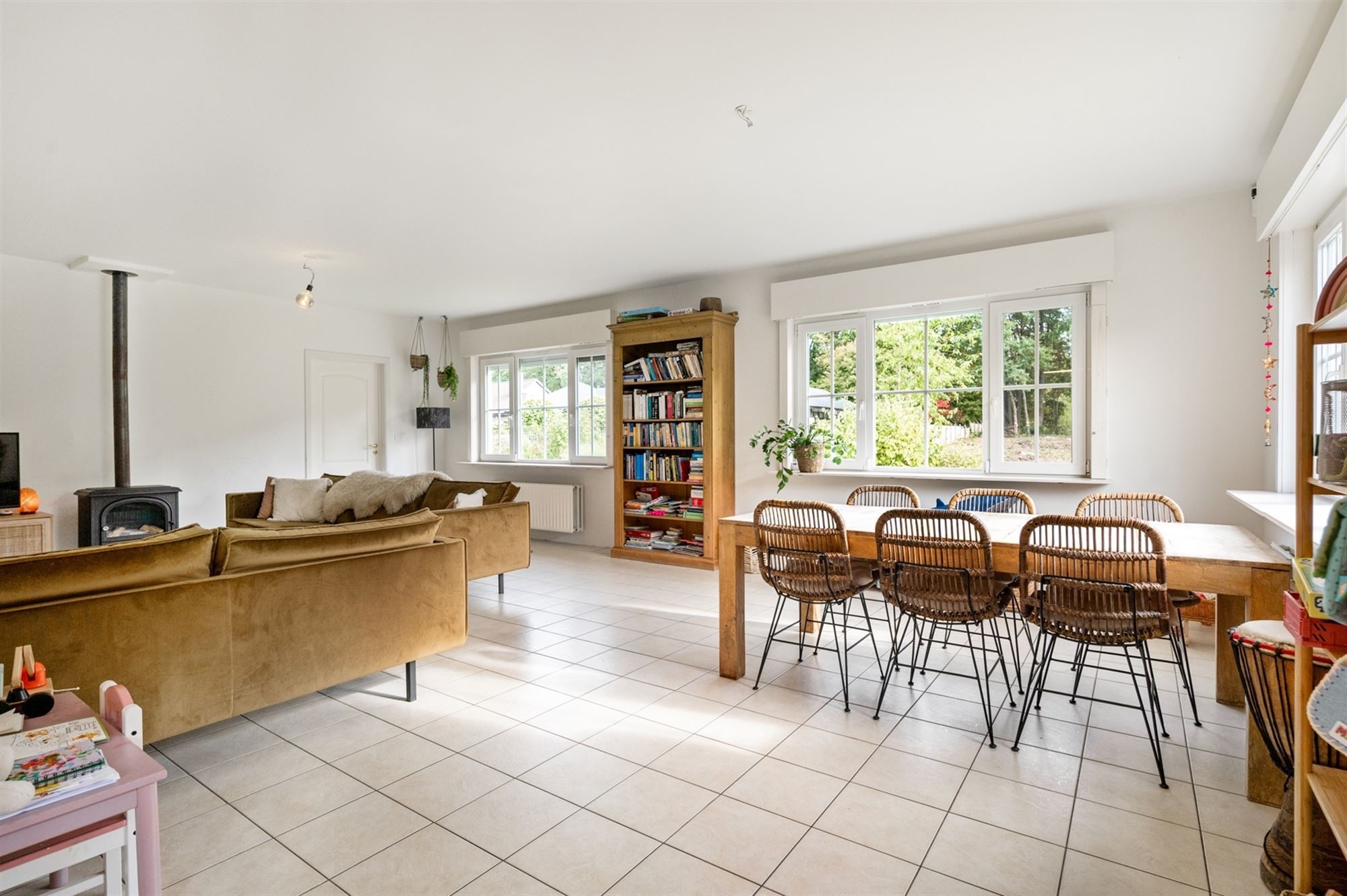 Verrassend ruime, stijlvolle woning te Sint-Katelijne-Waver - foto 4