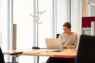 Kantoren te huur op de Antwerpselaan 1 in Grimbergen. Uitstekende ligging met verschillende verbindingen met autosnelwegen (A12 en E40)...