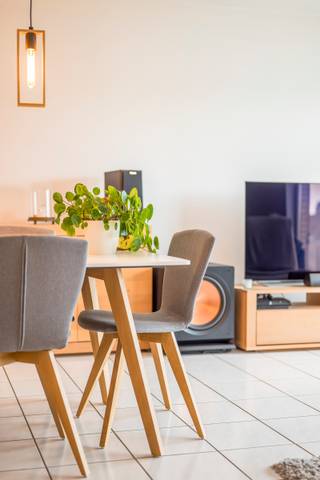 Bent u op zoek naar een goed onderhouden en instapklaar appartement in Deurne? Dan is dit ruime en lichtrijke appartement op de vierde...