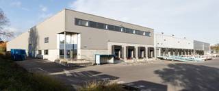 Kantoor 620m² te huur in de industriezone van Ternat.- logistieke site- kantoor ca 620m²- vlot bereikbaar- parking auto's- zonnepanelen...