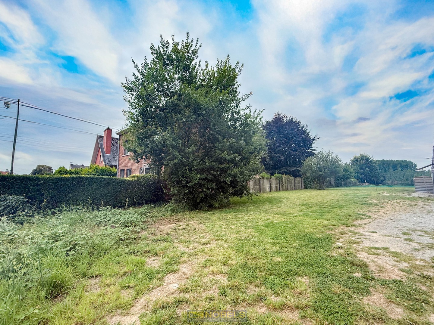 Te koop, zuidwest gericht perceel voor halfopen bebouwing op 722m² te Ellezelles - foto 4