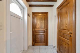 HERENT: Gelegen in het charmante Herent in een verkeersluwe wijk, biedt deze uitnodigende woning een ideale mix van comfort en functionaliteit...