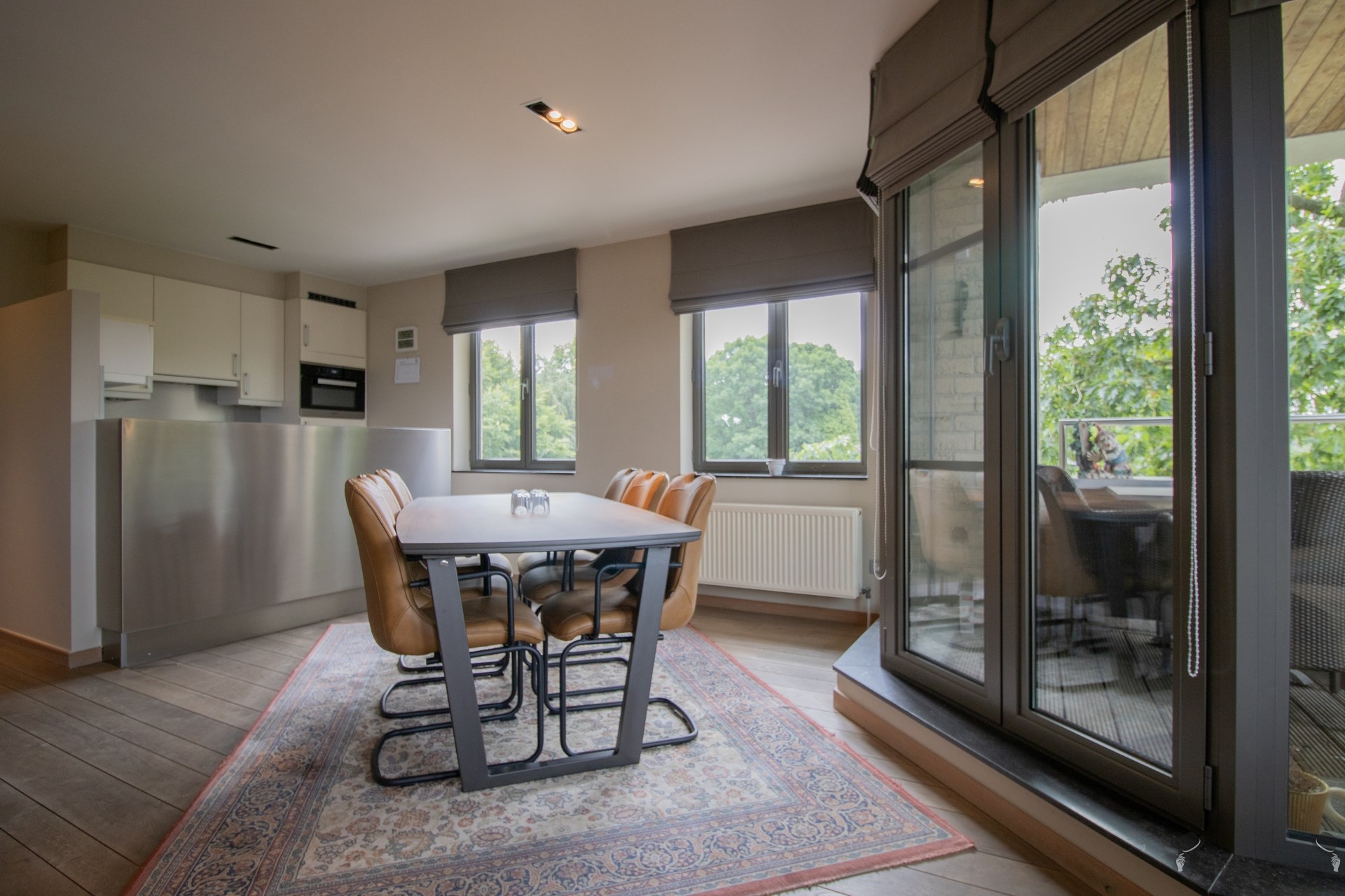 Appartement van 104 m² op de 3de verdieping met 2 slaapkamers en 2 terrassen - foto 4