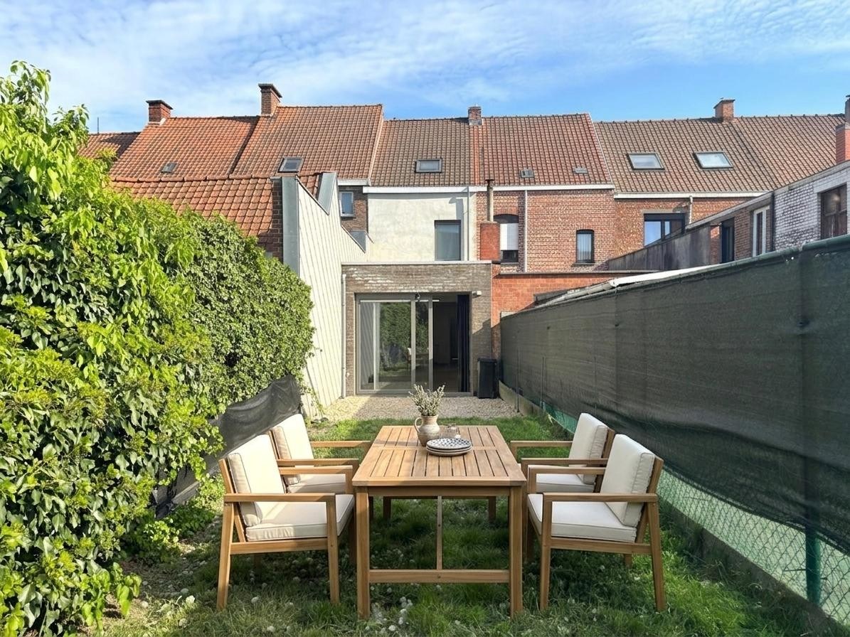 LEUKE RIJWONING MET 3 SLPKS EN TUIN NABIJ R8 - foto 5