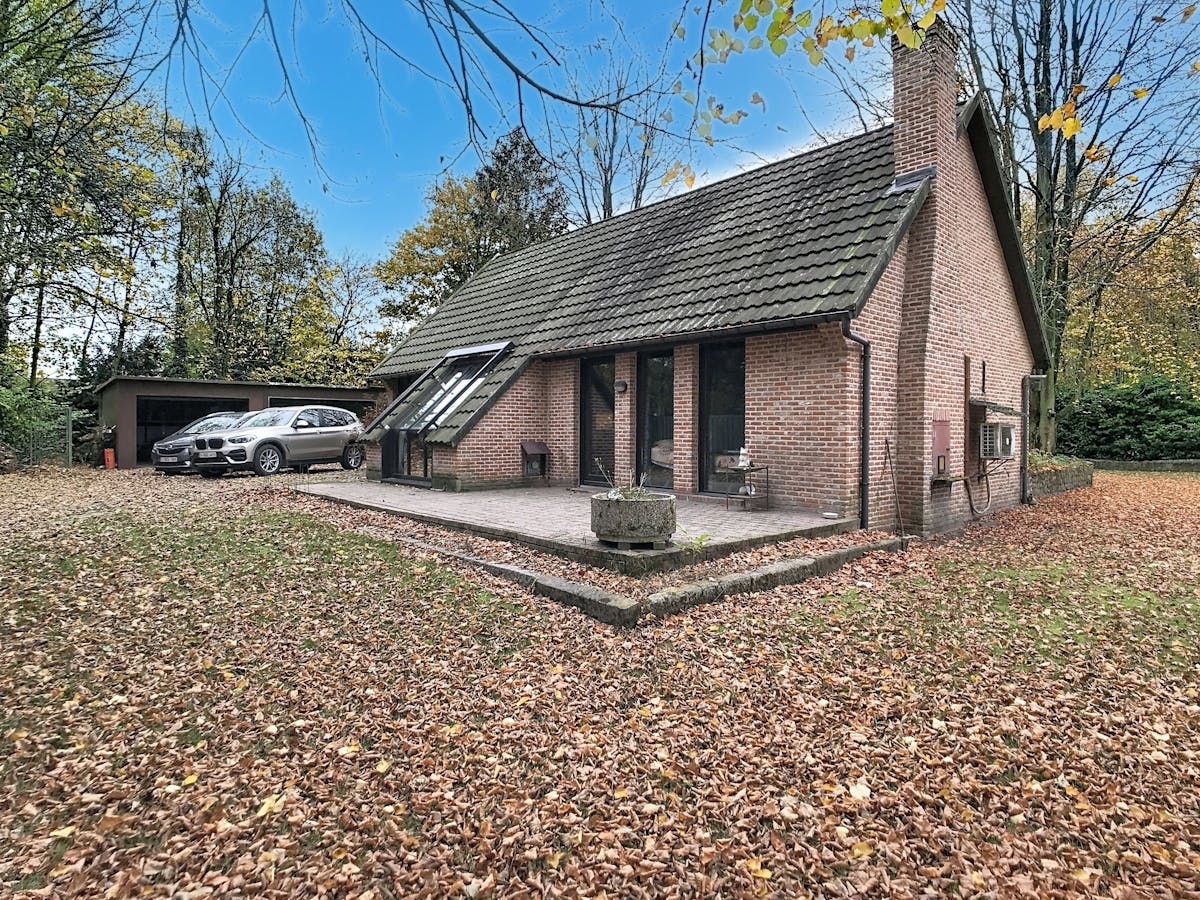 Ruime vakantiewoning op groot open perceel in bosrijk gebied - foto 4