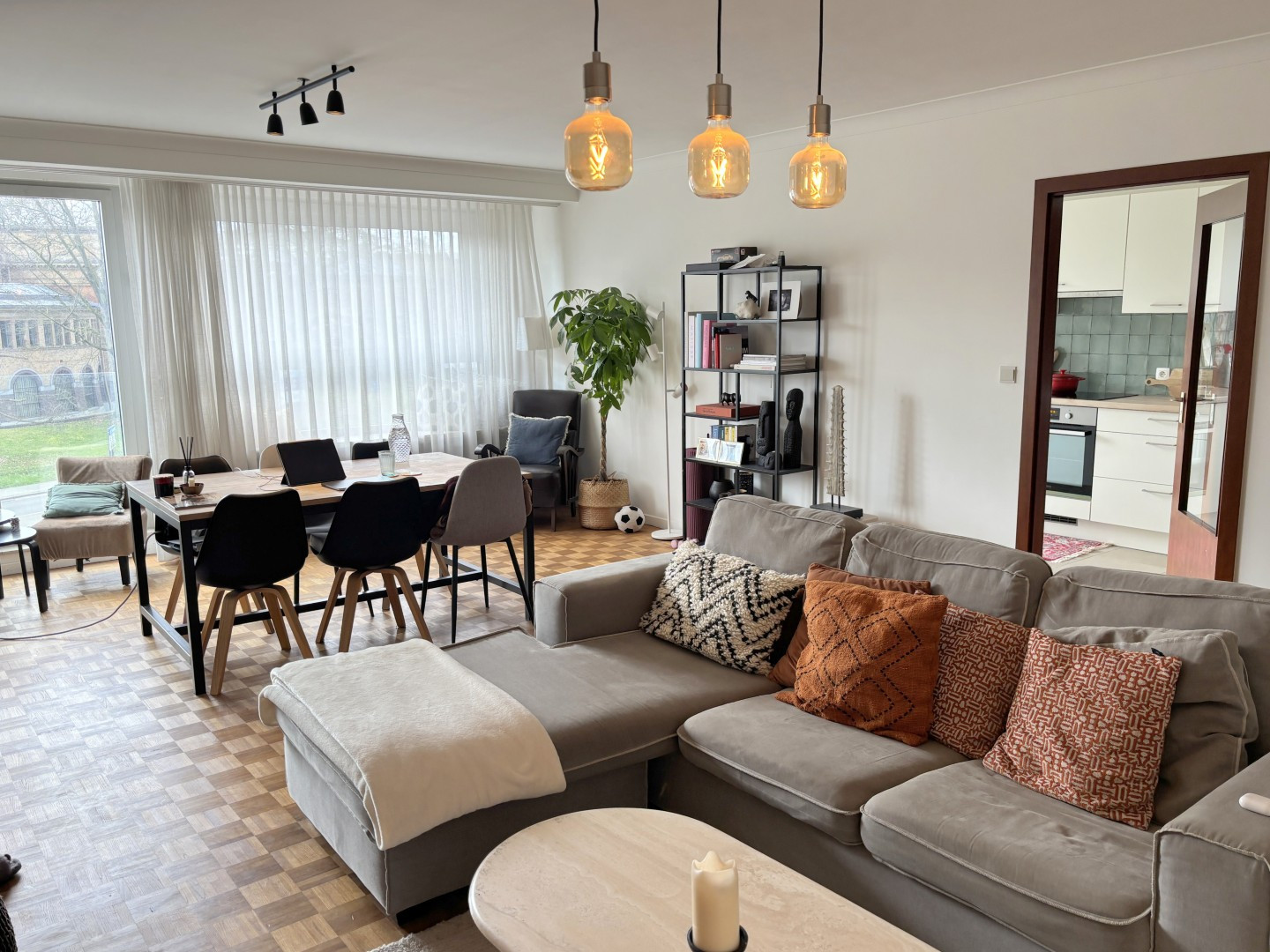 Tweeslaapkamerappartement met terras - foto 2