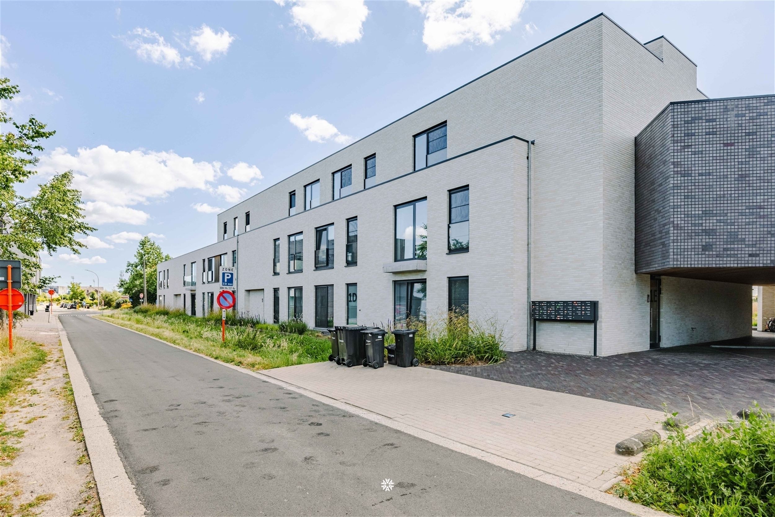 Nieuwbouwappartement met zeer ruim terras - foto 1