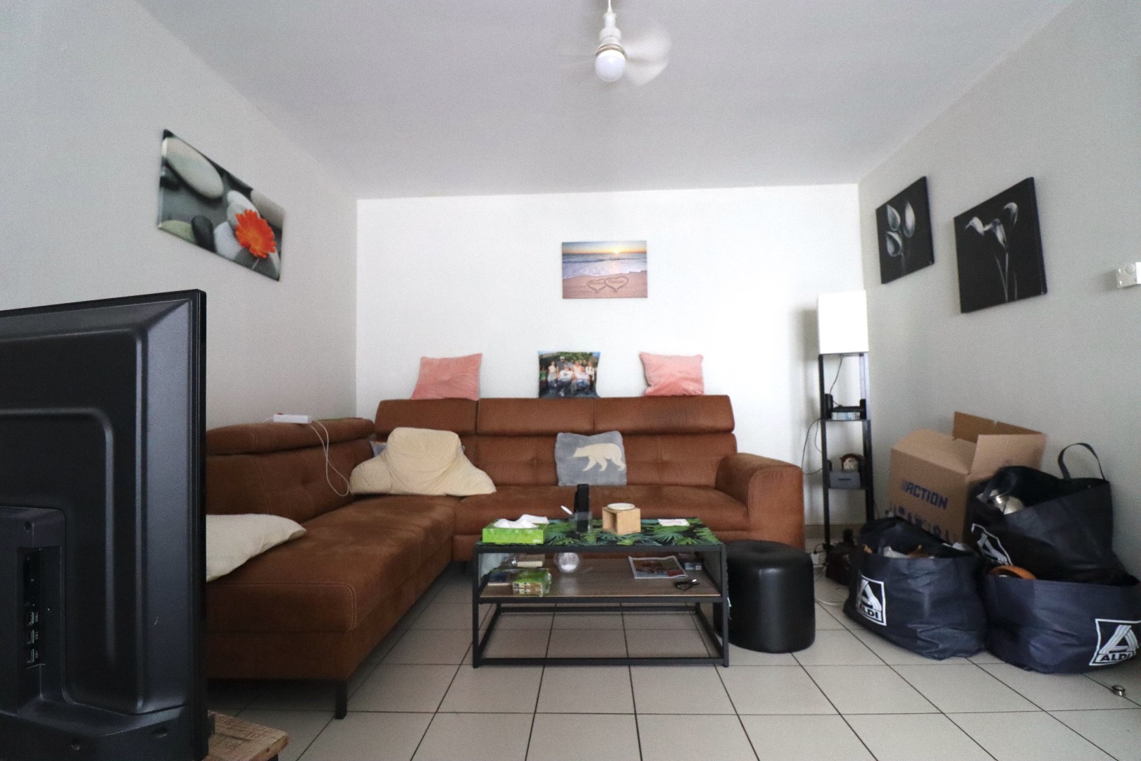 Gelijkvloers appartement met twee slaapkamers, gemeenschappelijke tuin en garage te huur in Elversele - foto 3
