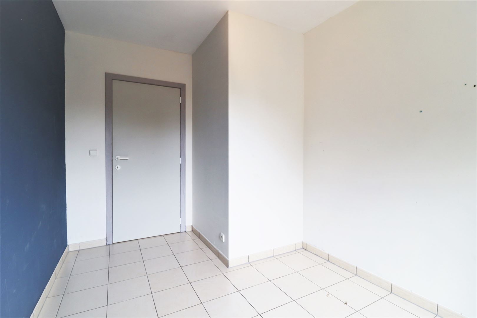 Degelijk, instapklaar2-slaapkamerappartement te Helkijn. - foto 5