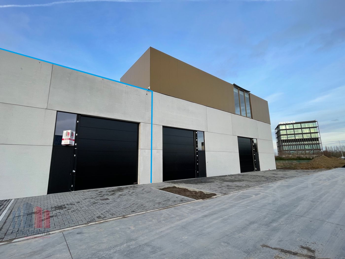 Nieuwbouw KMO-unit van 178 m² nabij de E403 te huur - photo 2