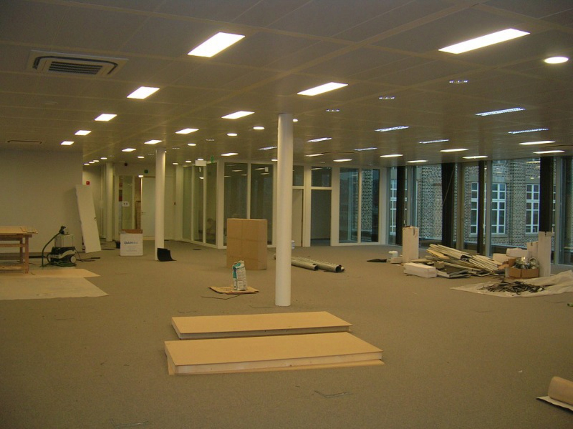 Commercial for rent in Anderlecht - photo 4