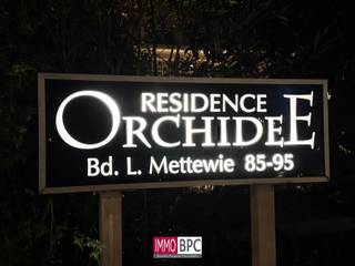 Spacious garage with easy access under co-ownershipUnder a well-kept co-ownership we offer this very spacious garage box with excellent...