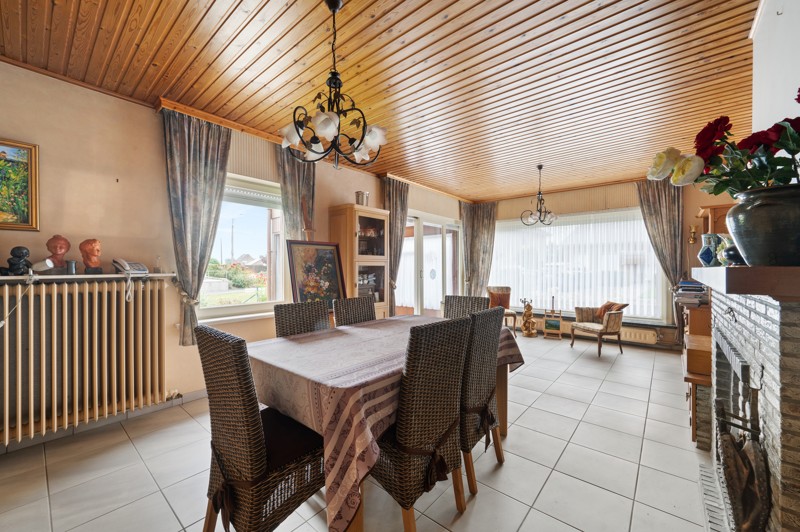 Ruime villa met 5 slaapkamers, inpandige garage en prachtig verzicht op circa 692m2 - foto 5