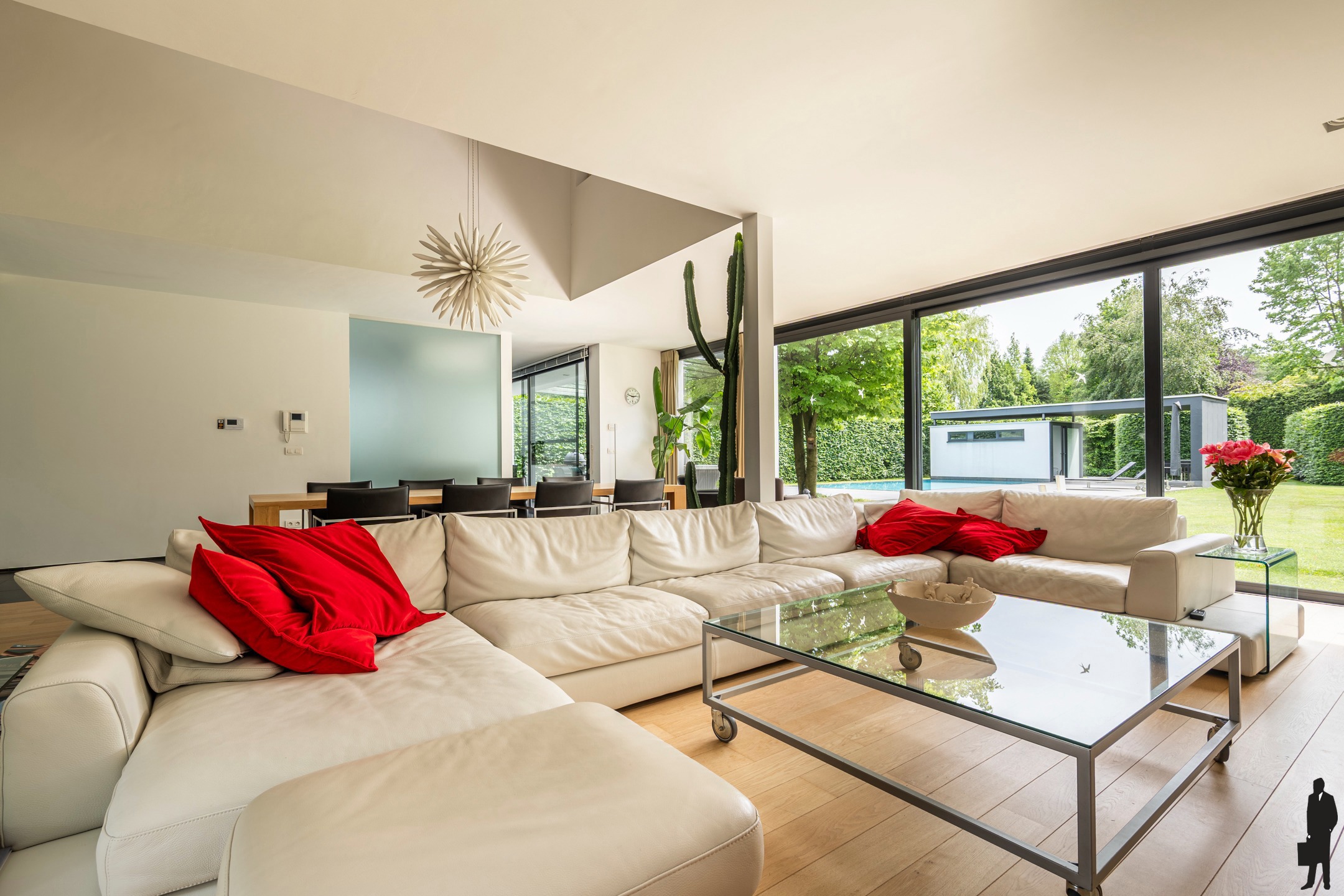 Exclusieve villa met zwembad op een uitzonderlijk perceel te Malle - foto 4