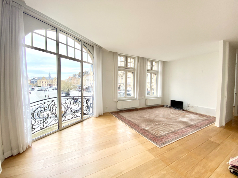 Prachtig appartement op unieke locatie te Ieper - photo 1