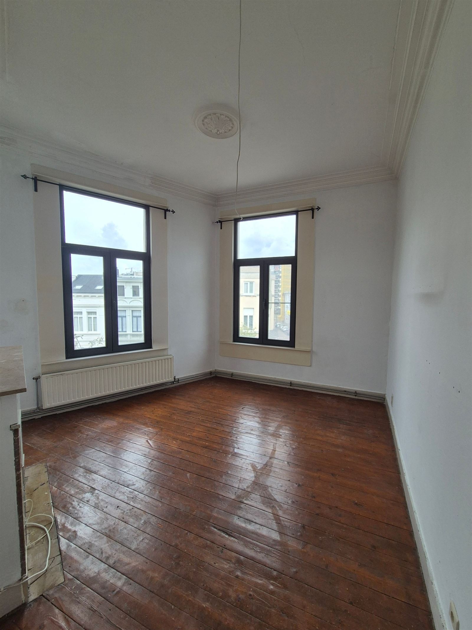 1-slpk Appartement aan de bruisende Dageraadplaats - foto 5