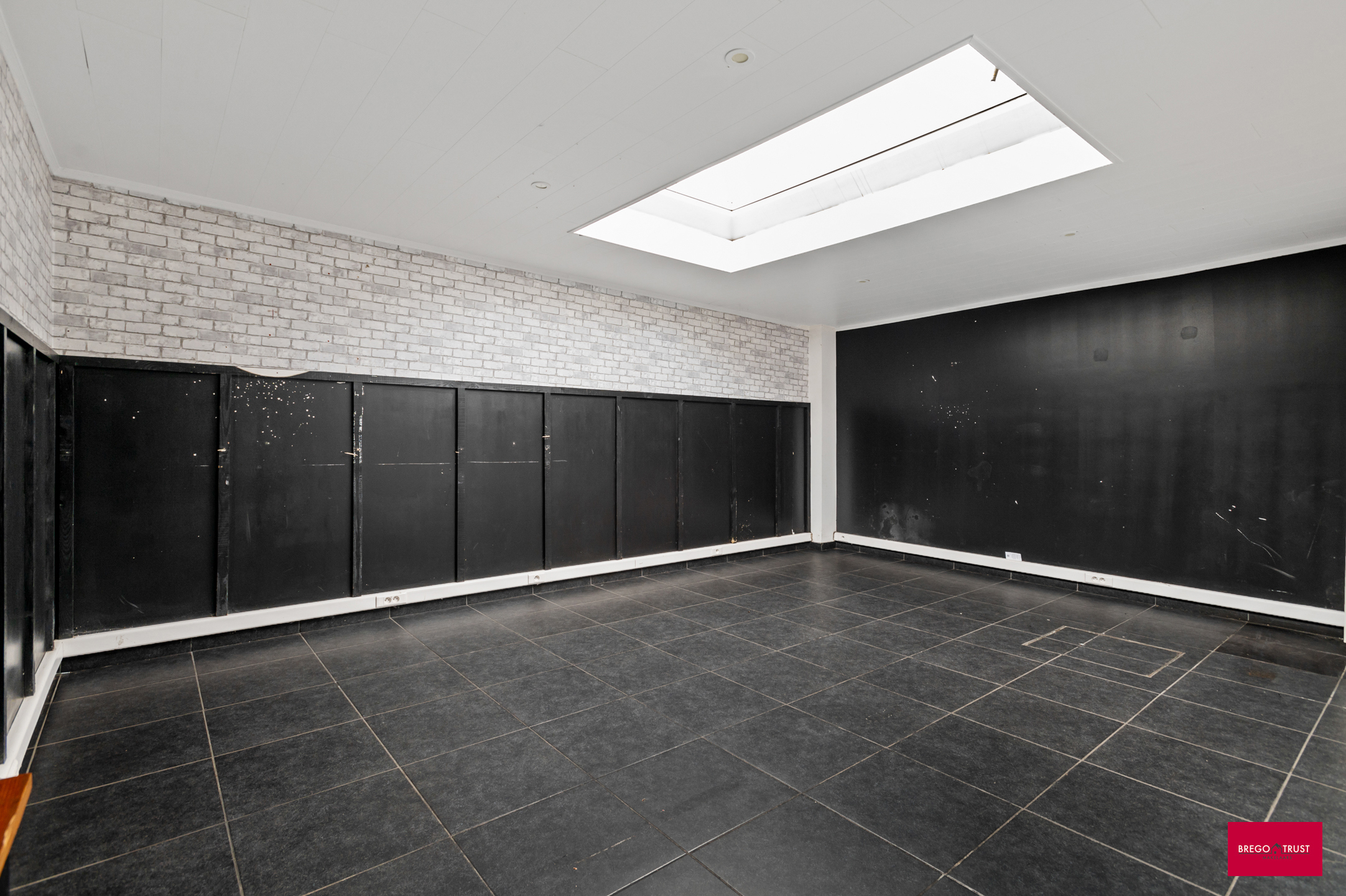 Commercial à vendre à Malle - photo 4