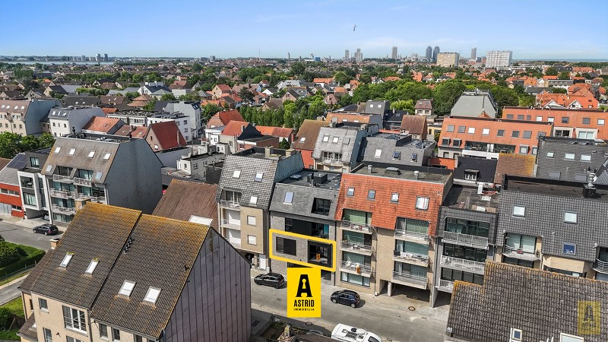Ruim en zonnig nieuw appartement met mooie terrassen vlakbij zee! - foto 3