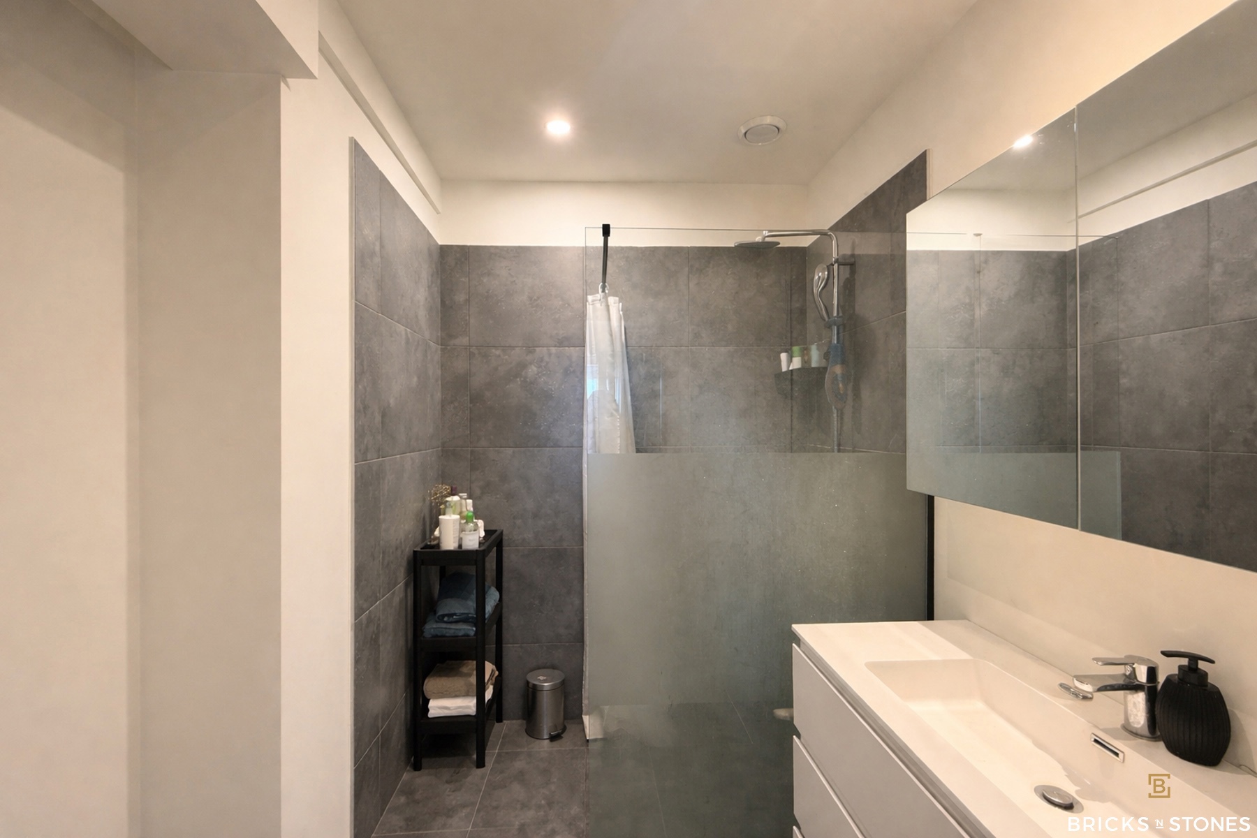 Lichtrijk 1-slaapkamerappartement te huur op toplocatie in de Damwijk - foto 3