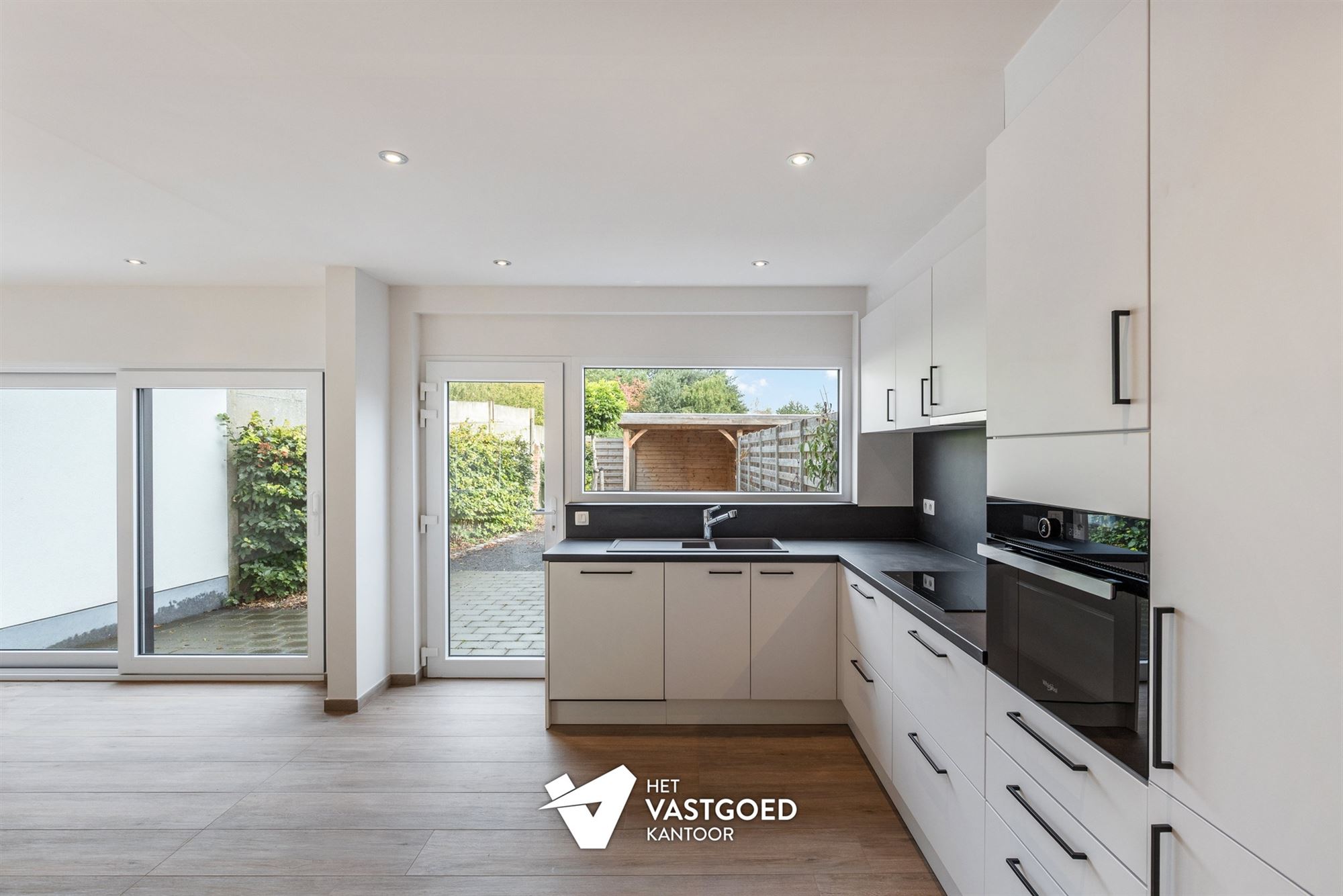 KWALITATIEF GERENOVEERDE WONING VLAKBIJ CENTRUM - foto 5