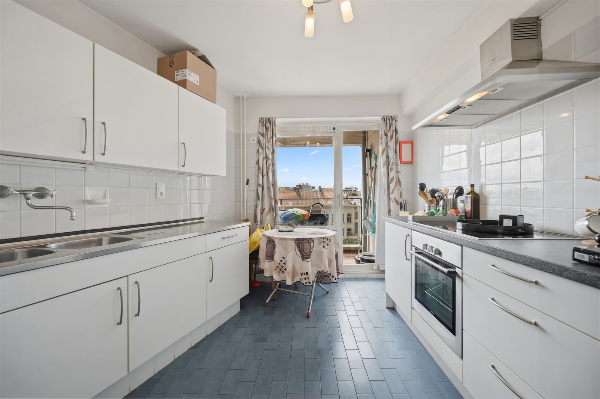 Appartement met 1 kamer, autostaanplaats en kelder - foto 5