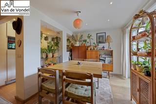 Op zoek naar een compact en 100% instapklaar appartement met mooi terras en zonnetuin ?Dit gezellige gelijkvloerse appartement in het centrum van...
