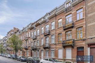 Square Estate presents this spacious house located in Saint-Gilles, offering beautiful volumes and very interesting development potential. The...