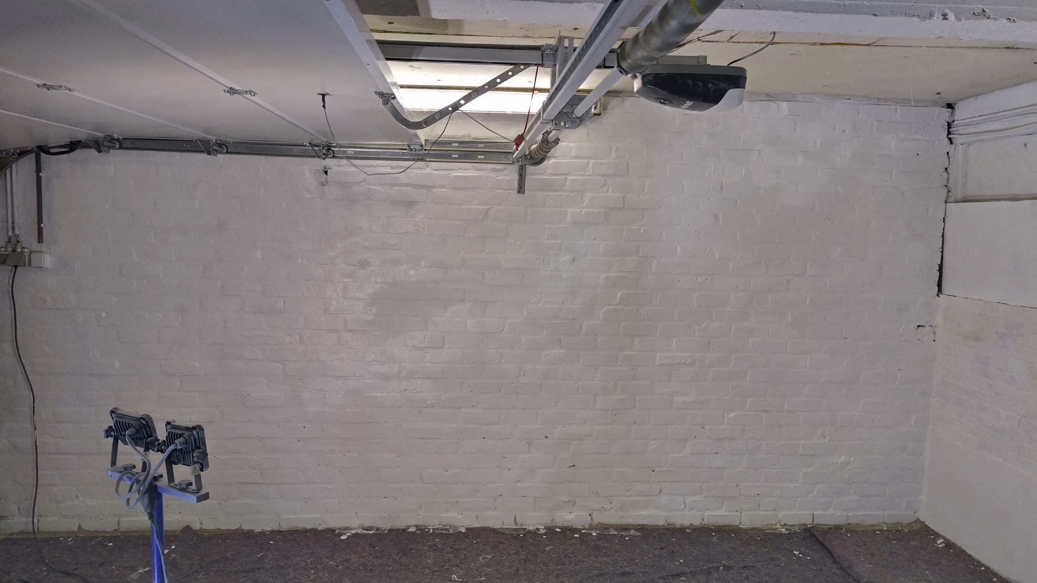 Ruime, goed gelegen garage te koop - foto 2