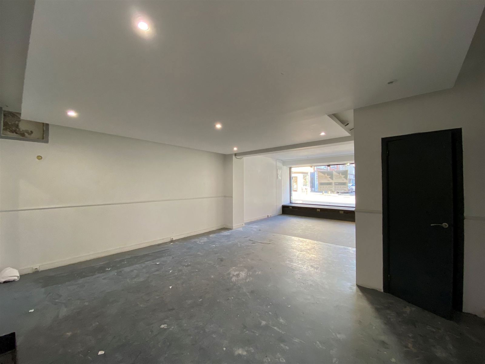 Commercial à louer à Uccle - photo 5