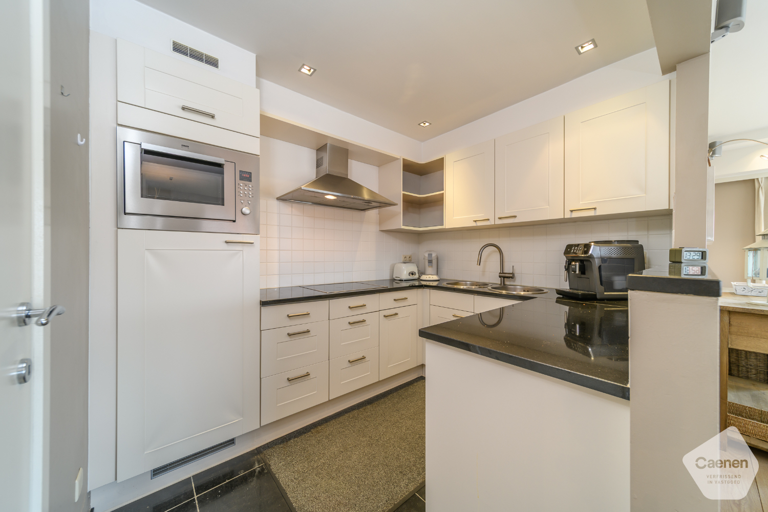 Magnifique et spacieux appartement d’angle orienté plein soleil avec 2 chambres et vue mer - photo 3