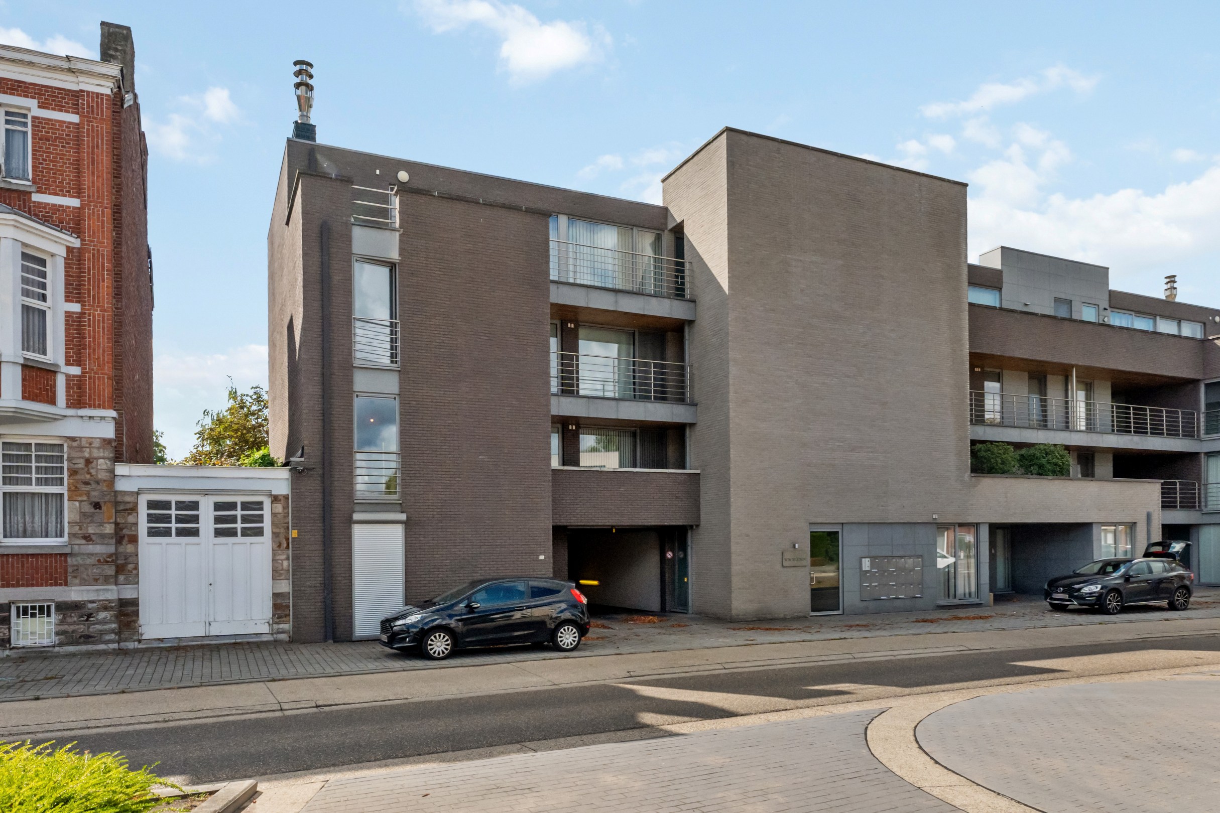 Modern appartement met ruim terras en gemeenschappelijke tuin in Hasselt - foto 2