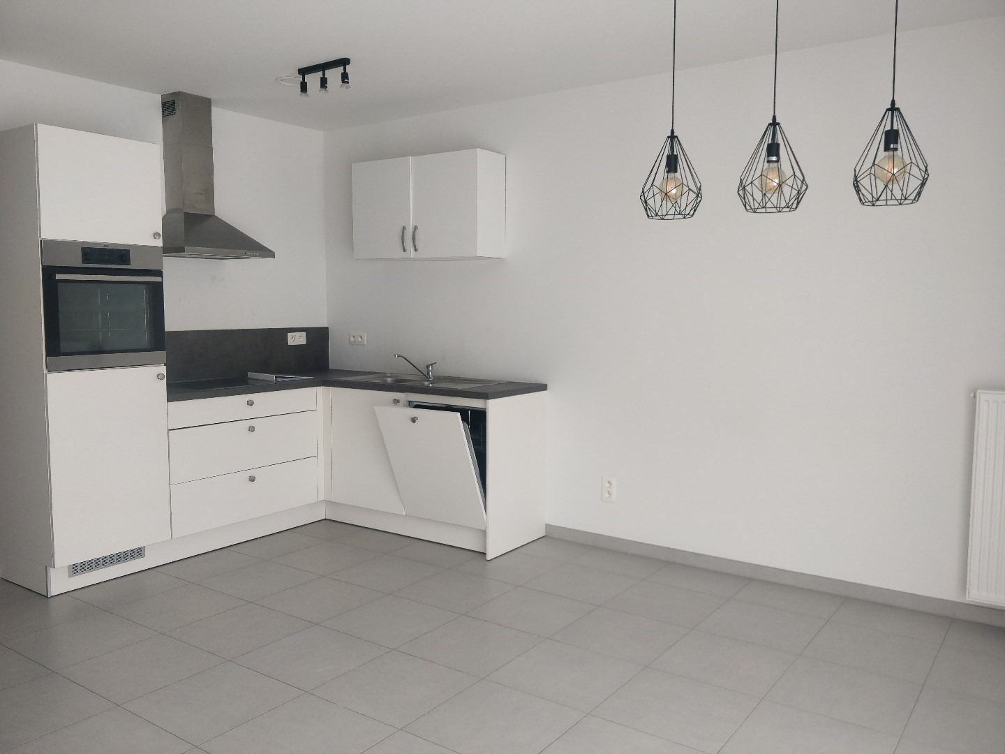 Gelijkvloers energiezuinig nieuwbouwappartement met twee slaapkamers in Lokeren - foto 2