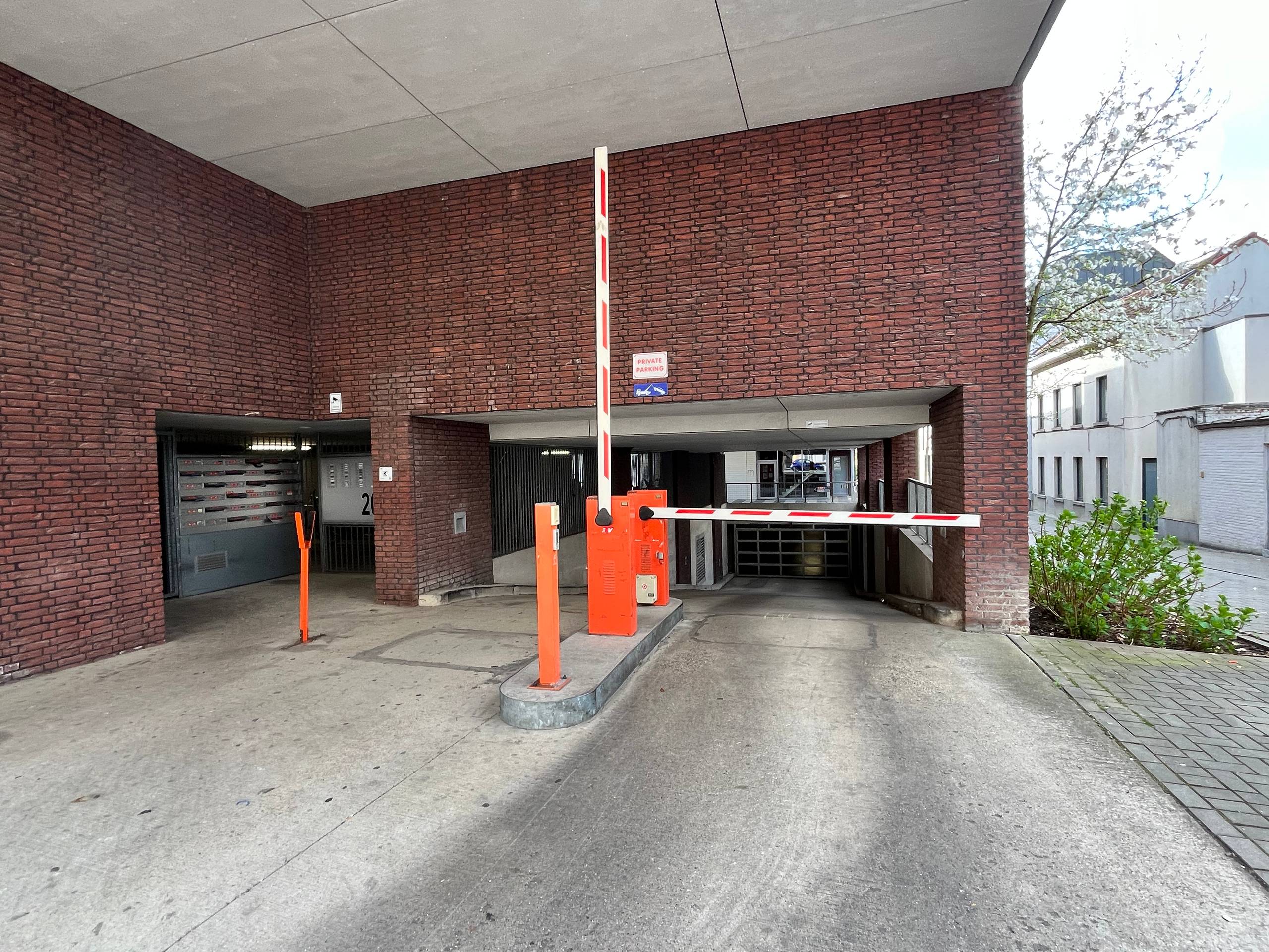 Ruime ondergrondse parkeerplaats te koop in hartje Leuven – Residentie Cartijenveld - photo 3