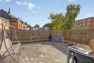 Nous vous proposons cette maison idéalement située au centre de Zellik, à proximité du Ring de Bruxelles, tout en bénéficiant d’un environnement...