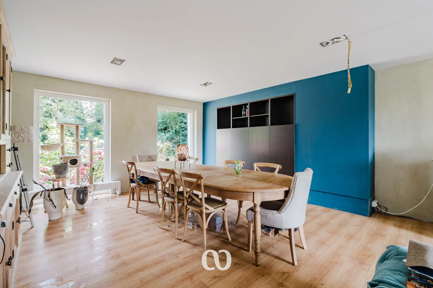 Ruime woning op 6.095 m² met uitstekende bereikbaarheid in Kruishoutem - foto 4