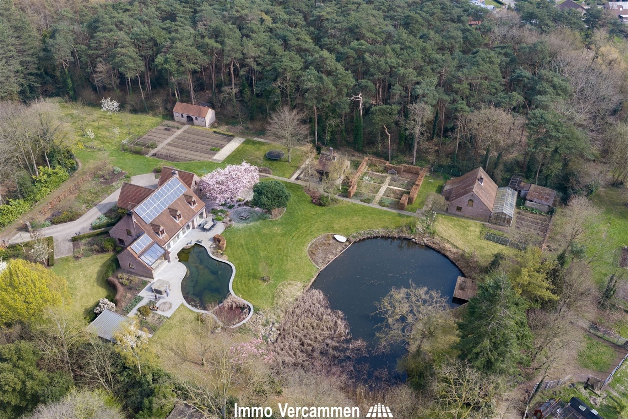 Statige villa op een unieke locatie te Bonheiden - foto 1