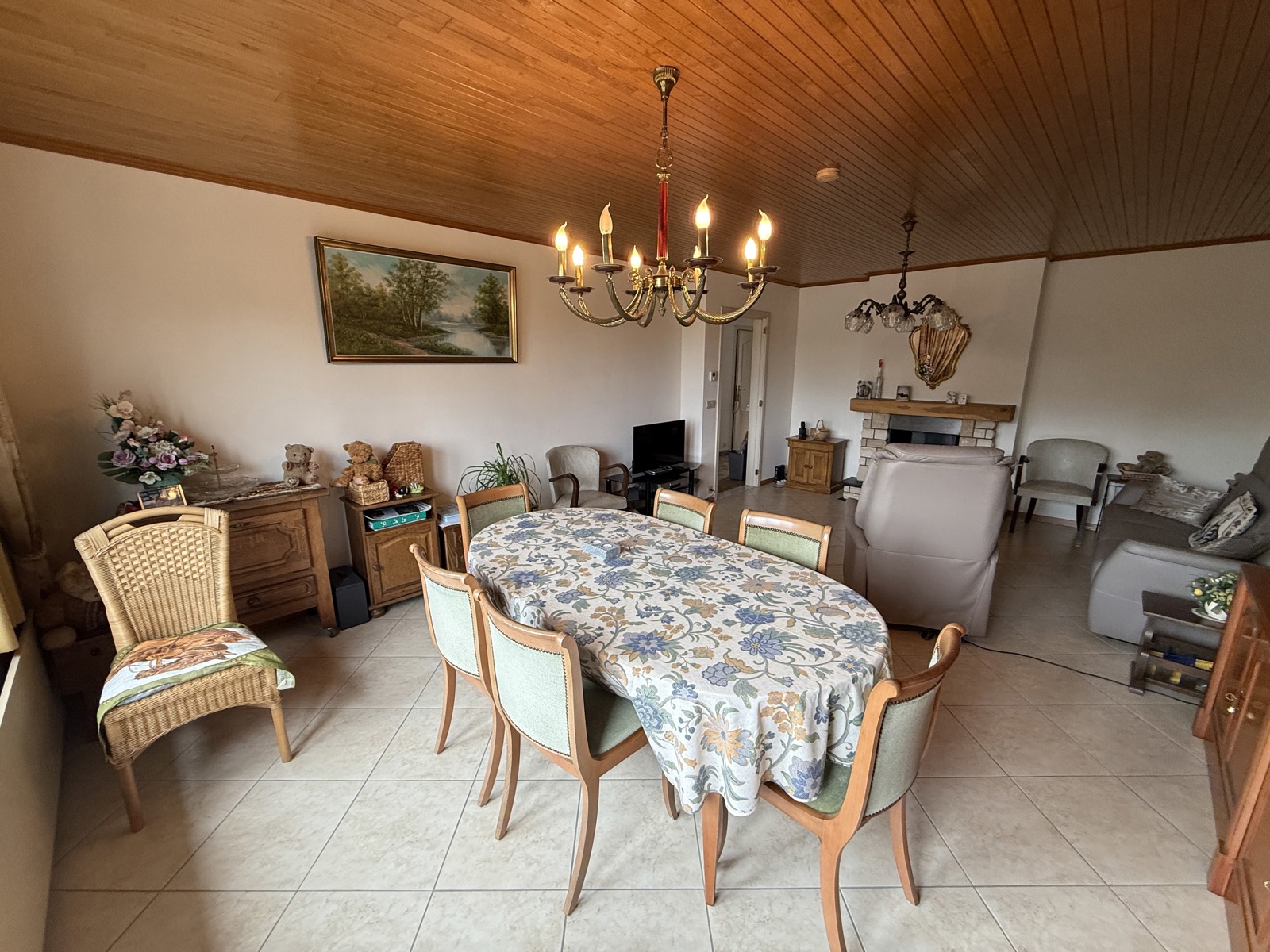 Apartment for sale in Sint-Pieters-Leeuw with 2 bedrooms - photo 2