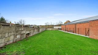 Immo3000 heeft deze project woning met 3 slaapkamers te koop in Linden, fantastisch dorp op slechts 5 km van Leuven (station).Indeling : ruime oprit...